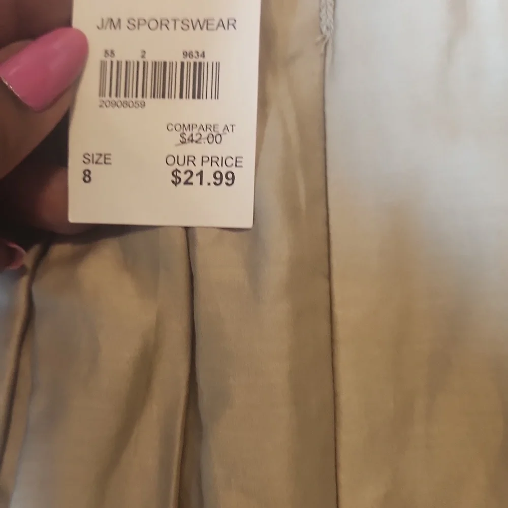 Cato Skirt, gathered & soft. Knee length.